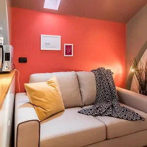 Altido Warm Apt For 4 In Porta Venezia Central Апартаменты